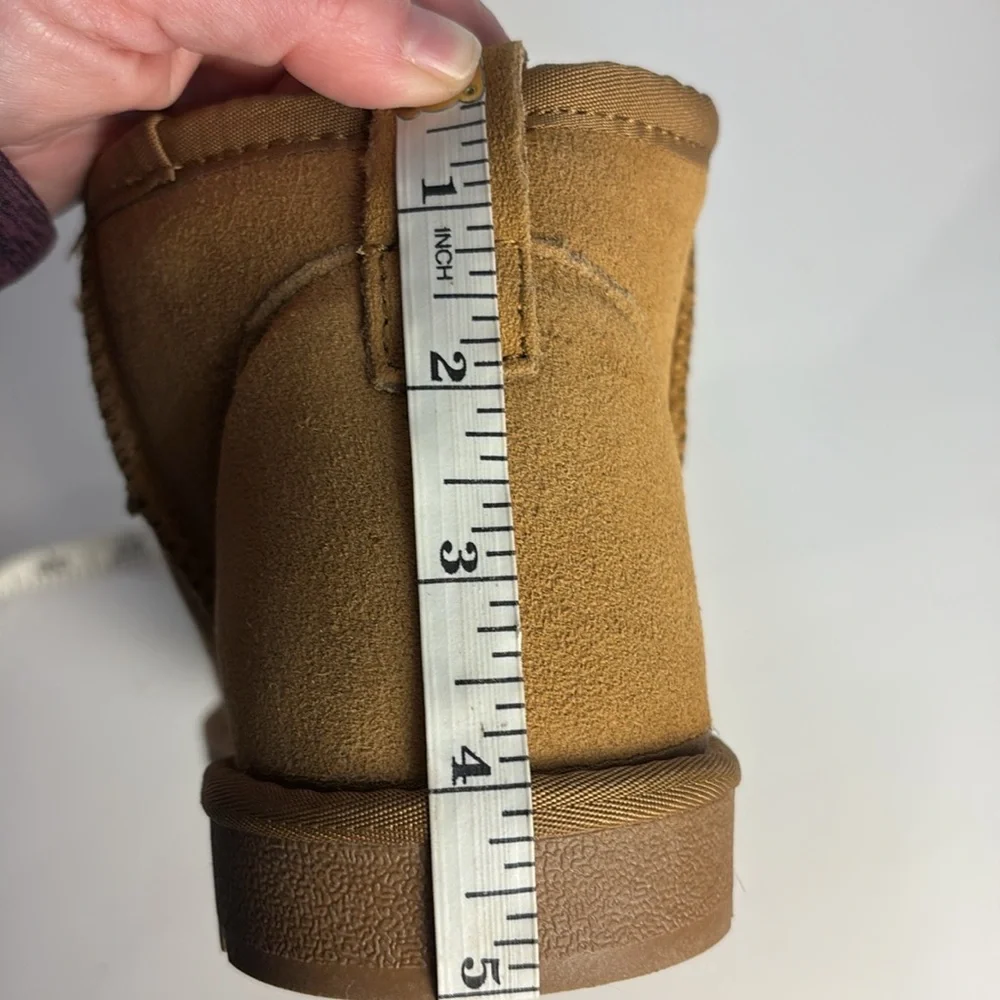 New Faux Suede Mini Boots Booties Tan Slippers Faux Fur Lined Women's Size 9.5 - Picture 8 of 8